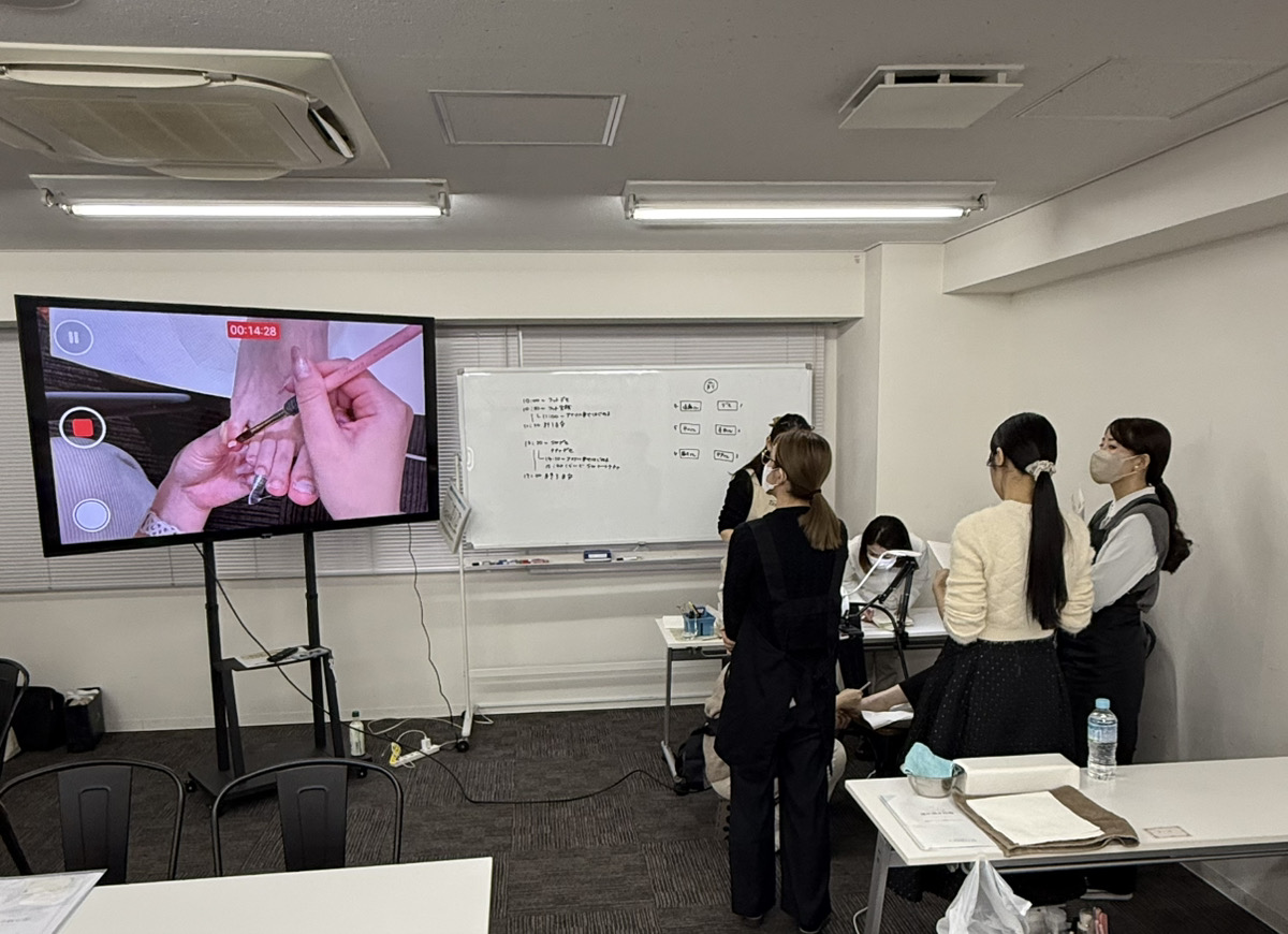 リプロネイル講座の東京・茅場町会場